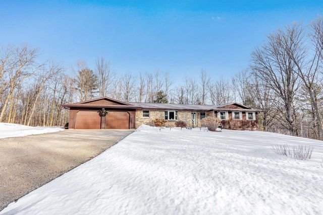 3577 HIDDEN VALLEY LANE, Green Bay, WI 54311