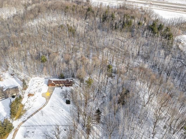 3577 HIDDEN VALLEY LANE, Green Bay, WI 54311