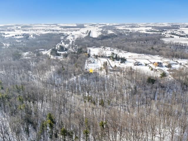 3577 HIDDEN VALLEY LANE, Green Bay, WI 54311