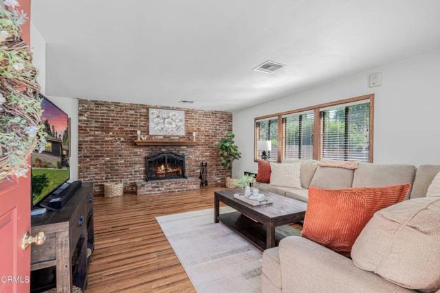 10411 Johanna Avenue, Los Angeles, CA 91040