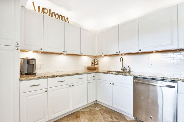 300 OCEAN TRAIL Way 204, Jupiter, FL 33477