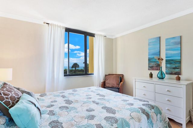 300 OCEAN TRAIL Way 204, Jupiter, FL 33477