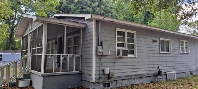 2402 Winyah St., Georgetown, SC 29440