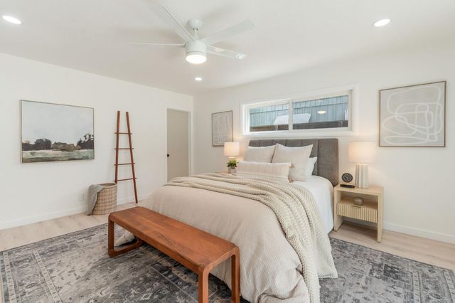 3210 Fieldcrest Dr, Sacramento, CA 95821