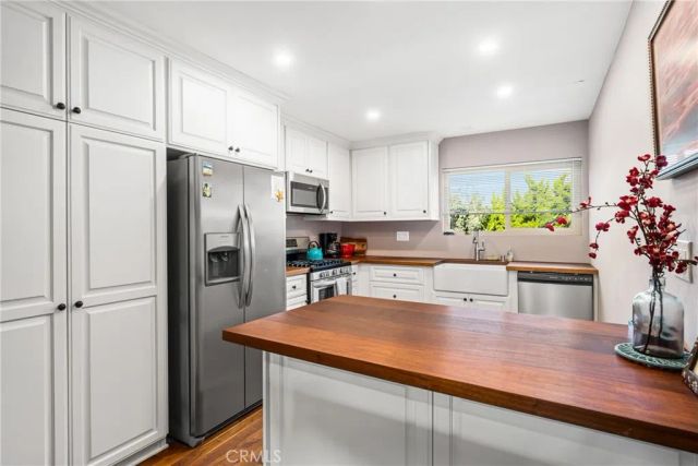 16877 Bluewater Lane, Huntington Beach, CA 92649