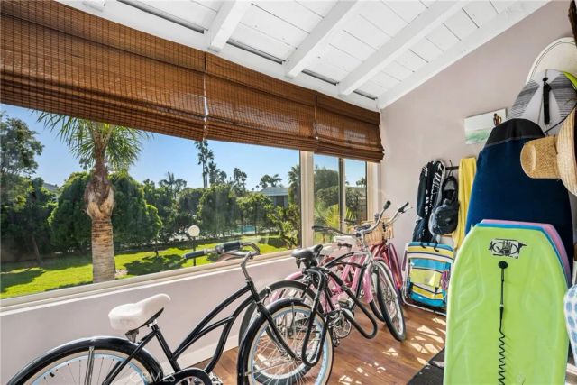 16877 Bluewater Lane, Huntington Beach, CA 92649