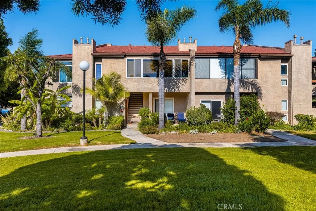 16877 Bluewater Lane, Huntington Beach, CA 92649