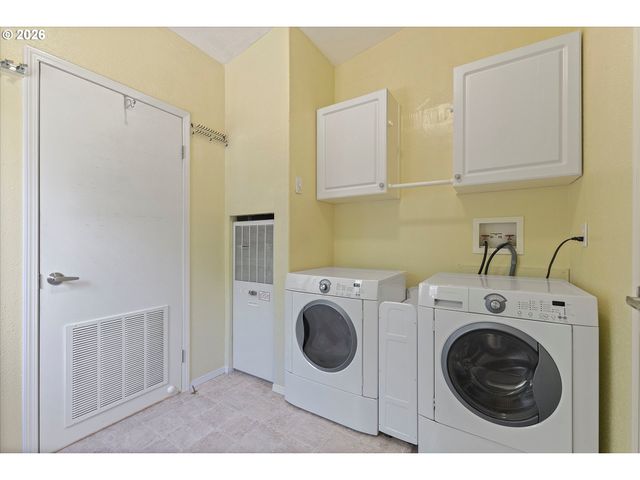 1949 Se PALMQUIST Rd 73, Gresham, OR 97080