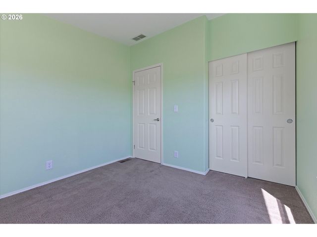 1949 Se PALMQUIST Rd 73, Gresham, OR 97080