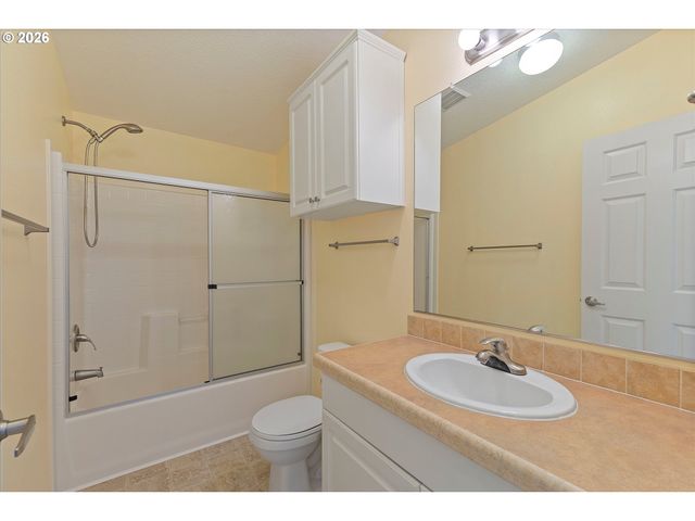 1949 Se PALMQUIST Rd 73, Gresham, OR 97080