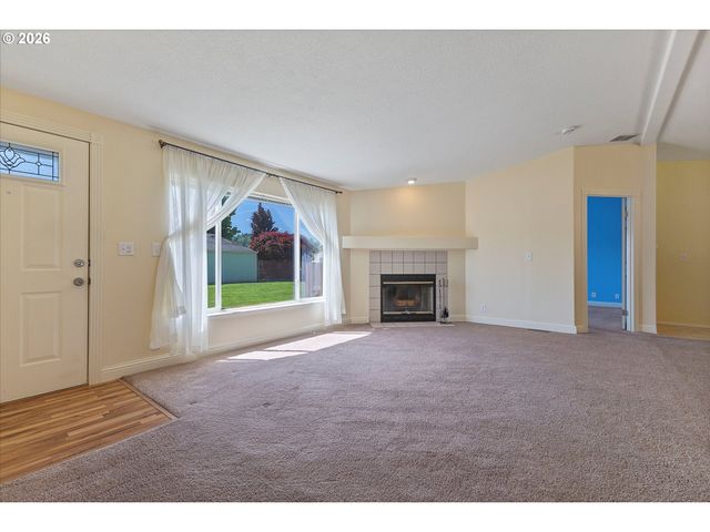 1949 Se PALMQUIST Rd 73, Gresham, OR 97080