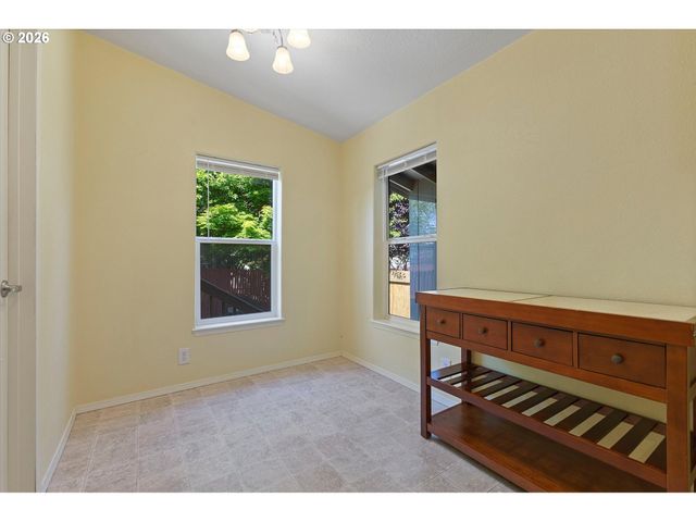 1949 Se PALMQUIST Rd 73, Gresham, OR 97080