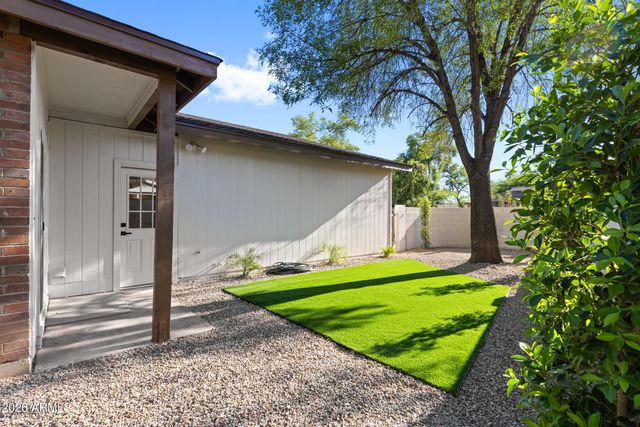 48 N Colonial Drive, Gilbert, AZ 85234