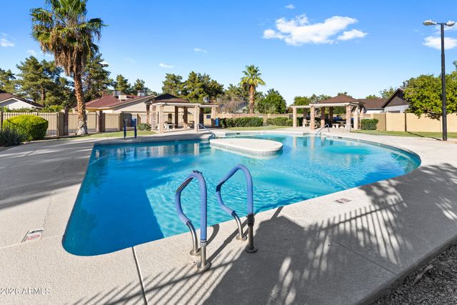48 N Colonial Drive, Gilbert, AZ 85234