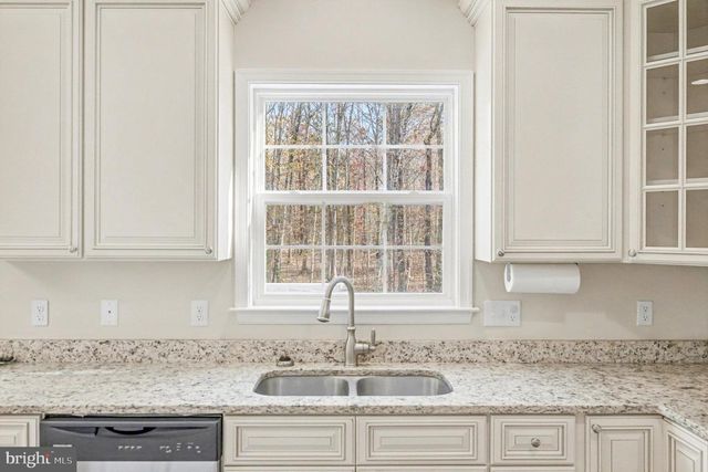 8217 VINTAGE LN, Spotsylvania, VA 22551