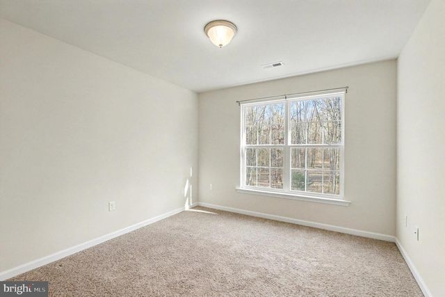 8217 VINTAGE LN, Spotsylvania, VA 22551