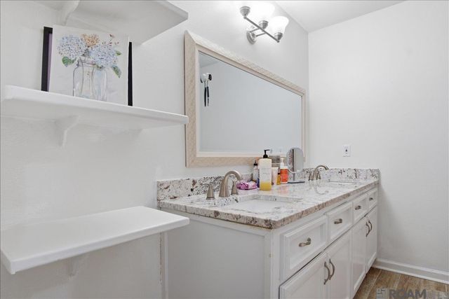 425 Bay St, Denham Springs, LA 70726