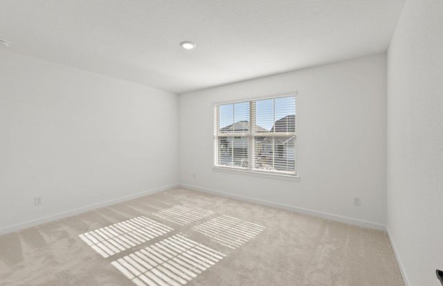 101 Ventura DR, Liberty Hill, TX 78642