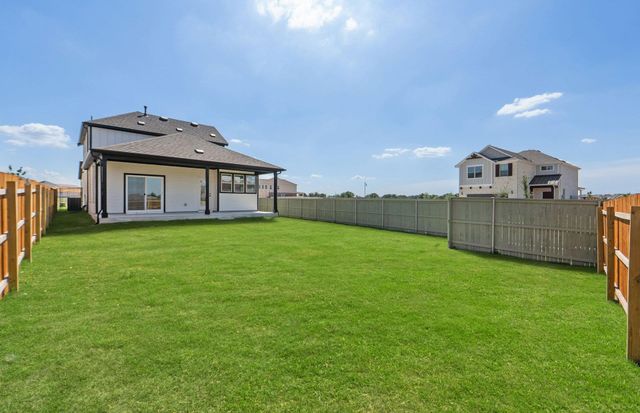 101 Ventura DR, Liberty Hill, TX 78642