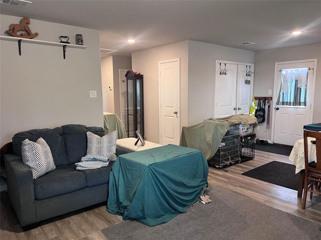 2847 Golf Crest Drive, Wharton, TX 77488
