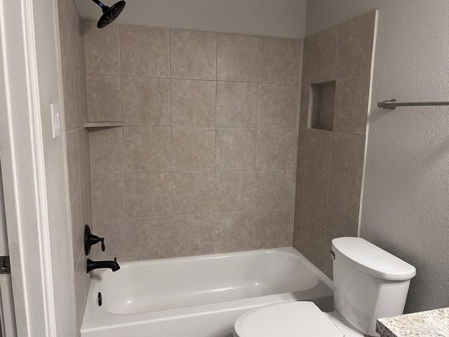 2847 Golf Crest Drive, Wharton, TX 77488