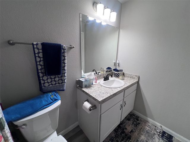 2847 Golf Crest Drive, Wharton, TX 77488