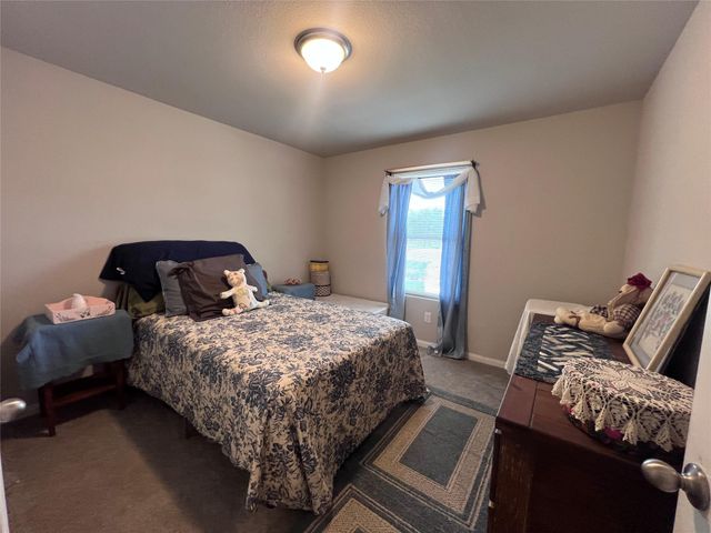 2847 Golf Crest Drive, Wharton, TX 77488