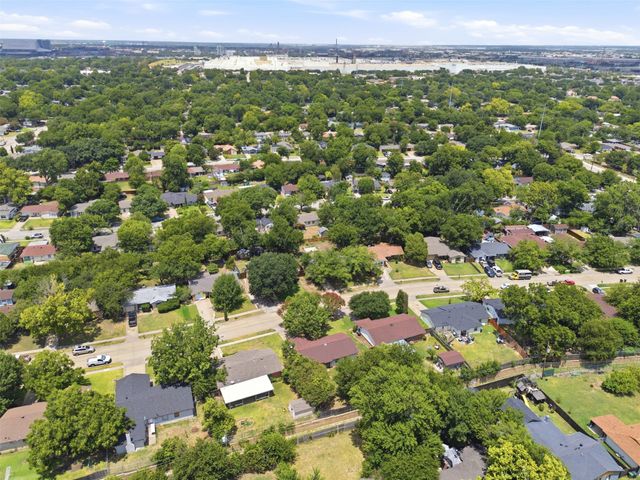 2114 Brookshire Street, Arlington, TX 76010