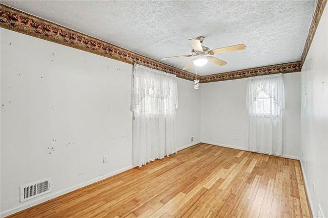 8865 North View Drive, Lithia Springs, GA 30122