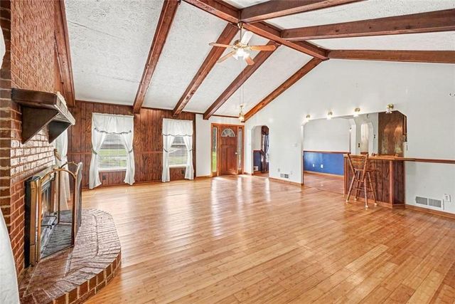 8865 North View Drive, Lithia Springs, GA 30122