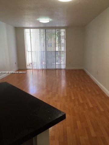 8205 Lake Dr 204, Doral, FL 33166