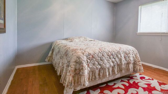 10202 N BULL RUN ST, San Antonio, TX 78230