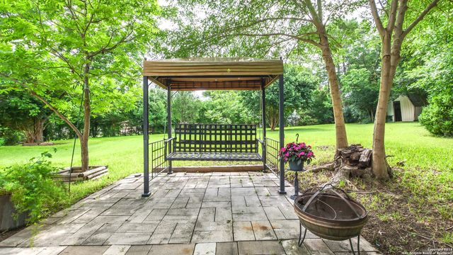 10202 N BULL RUN ST, San Antonio, TX 78230