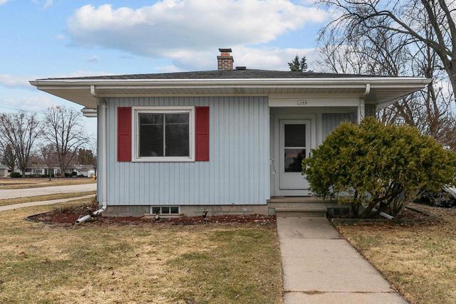 1044 GRAND STREET, Oshkosh, WI 54901