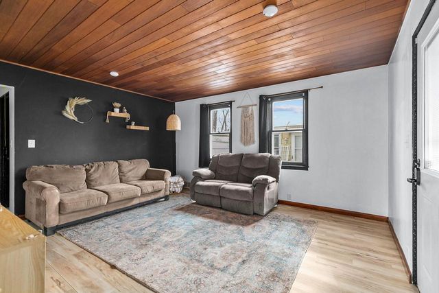 1044 GRAND STREET, Oshkosh, WI 54901