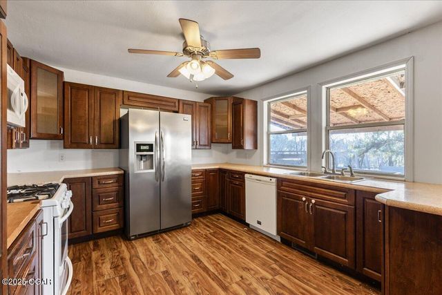 3279 Wildcat Creek Blvd, Fayetteville, AR 72704