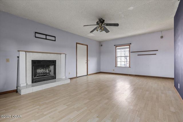 3279 Wildcat Creek Blvd, Fayetteville, AR 72704