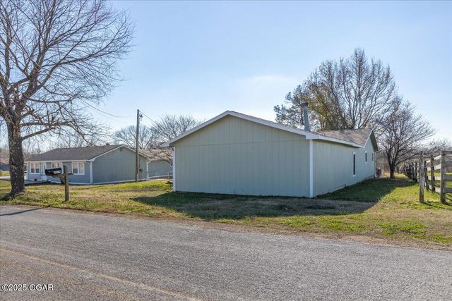 3279 Wildcat Creek Blvd, Fayetteville, AR 72704