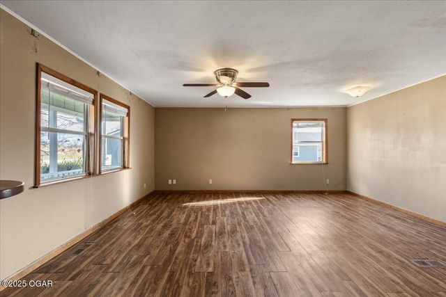 3279 Wildcat Creek Blvd, Fayetteville, AR 72704