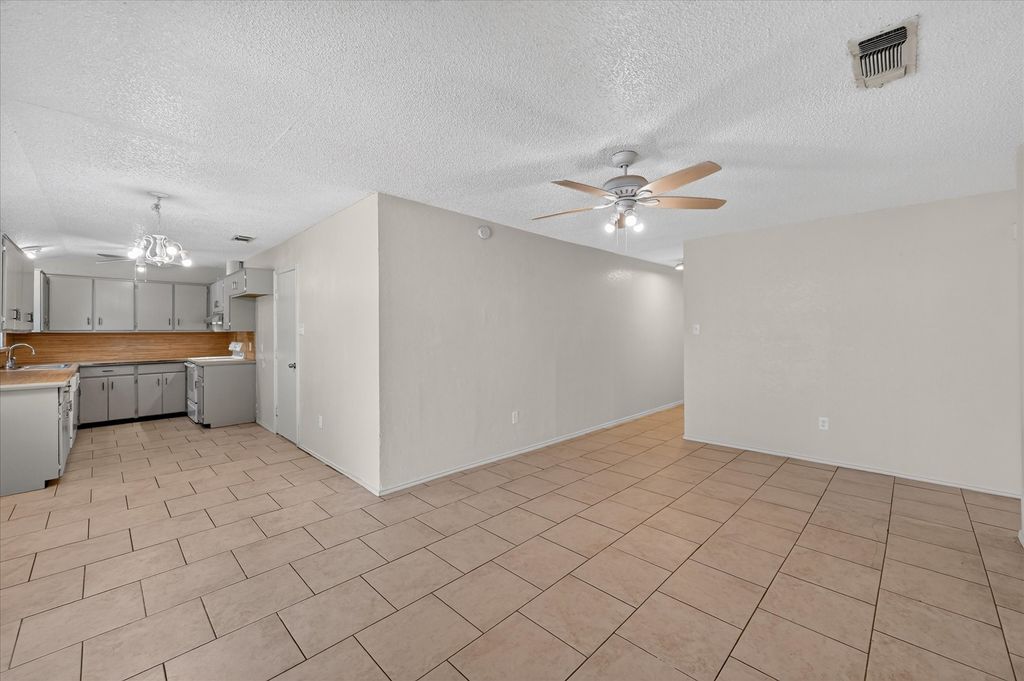 209 Water Lane, Crowley, TX 76036 — photo 5