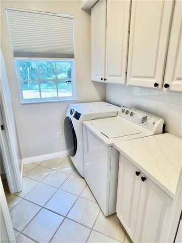 5669 Cove CIR, Naples, FL 34119
