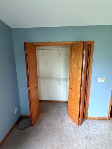 1011 N Arrowhead Drive, Burlington, KS 66839