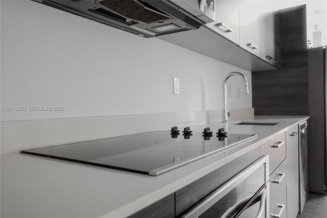 151 SE 1st St 1202, Miami, FL 33131