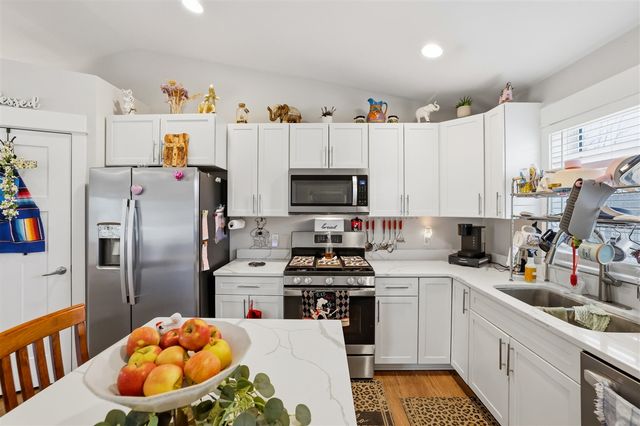 6855 Dale Court, Fennville, MI 49408