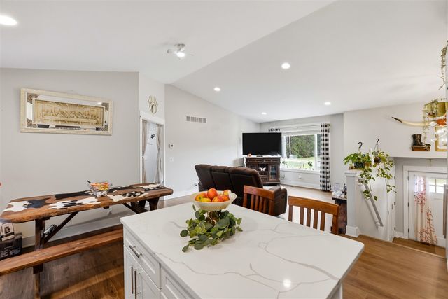 6855 Dale Court, Fennville, MI 49408