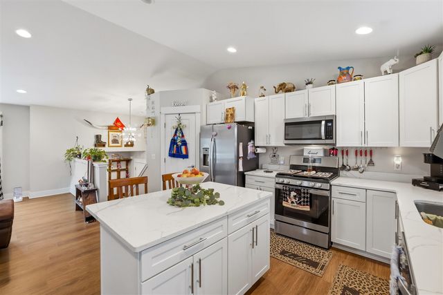 6855 Dale Court, Fennville, MI 49408