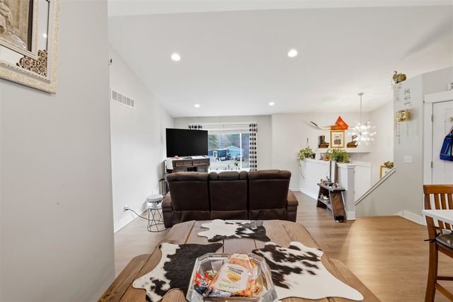 6855 Dale Court, Fennville, MI 49408