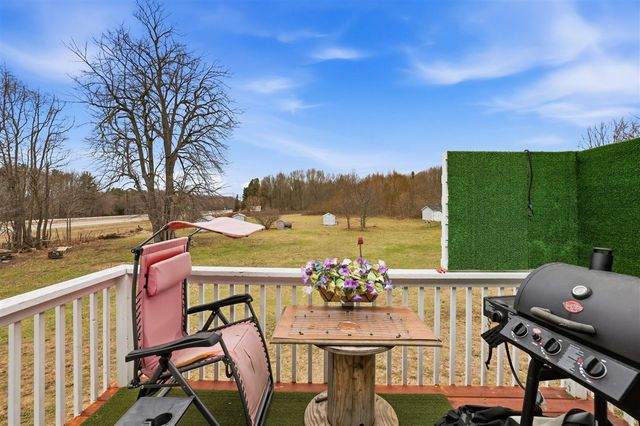 6855 Dale Court, Fennville, MI 49408