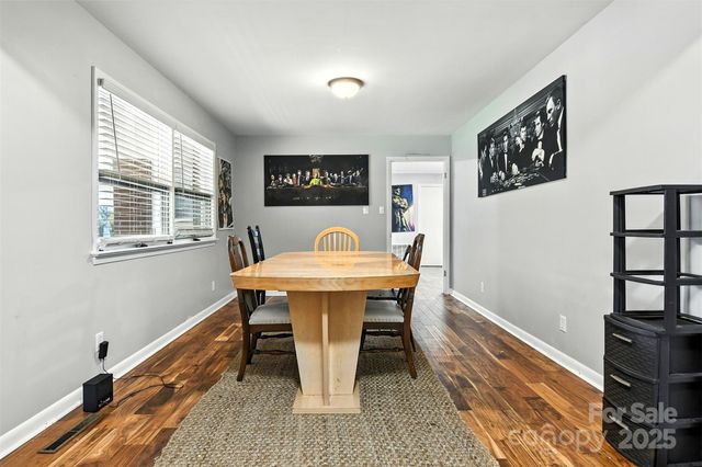 26 33rd Avenue NW, Hickory, NC 28601
