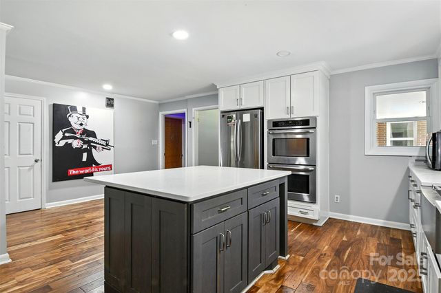 26 33rd Avenue NW, Hickory, NC 28601
